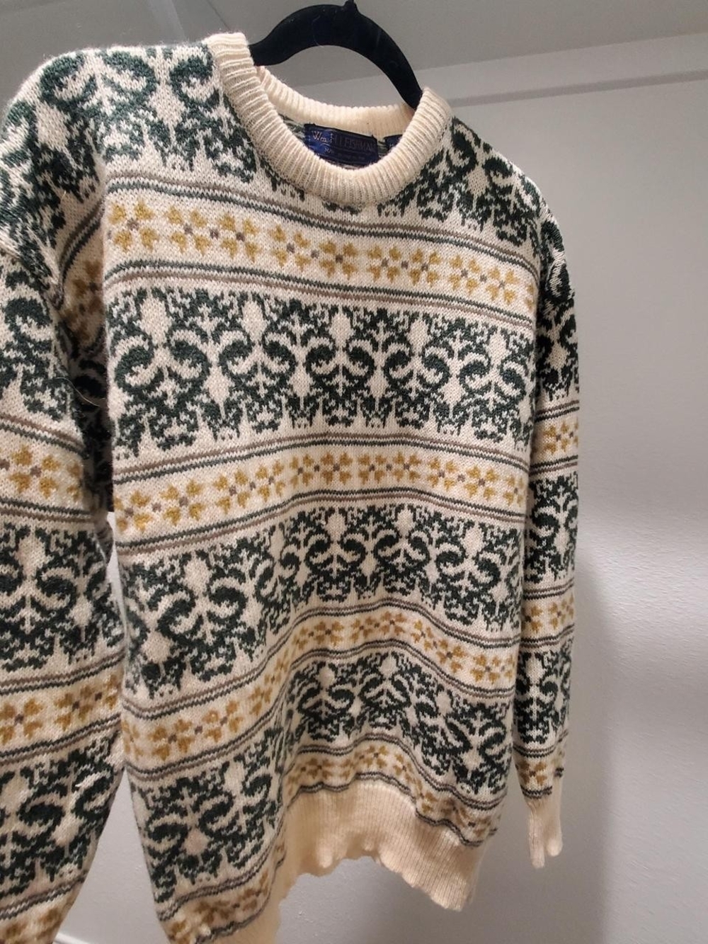 VINTAGE William H. Leishman 100% shetland wool crew neck sweater, size M